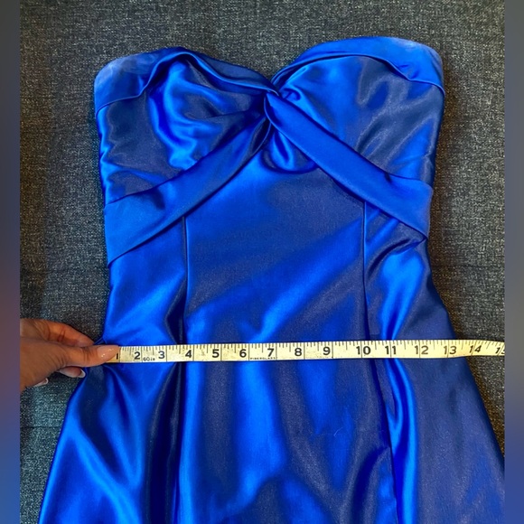 Strapless Sweetheart Neckline Floor Length Royal Blue Prom Evening Gown Dress - Picture 6 of 9